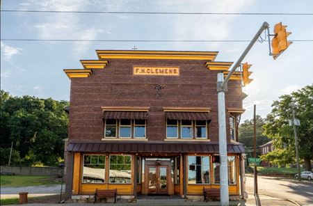 Unassigned space for Sale at 101 N 7th Street in Cannelton