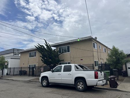 Multi-Family space for Sale at 3057 - 3063 Blossom St in Oakland