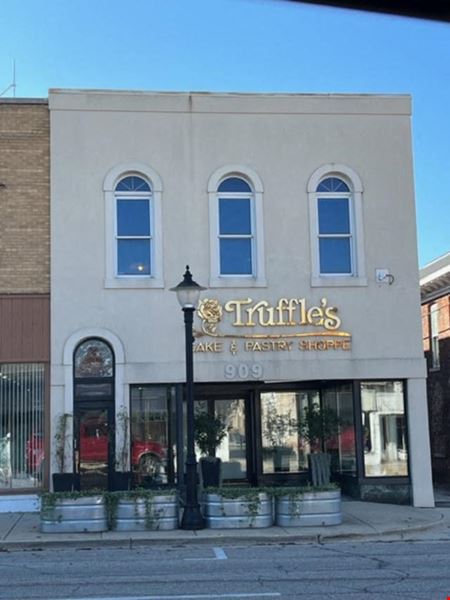 Commercial space for Sale at 909 Franklin St in Michigan City
