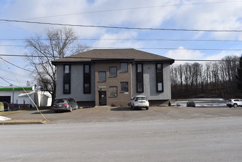 3 Tioga Blvd