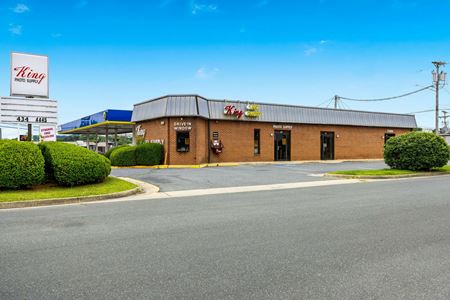 Photo of commercial space at 889 E Market St in Harrisonburg