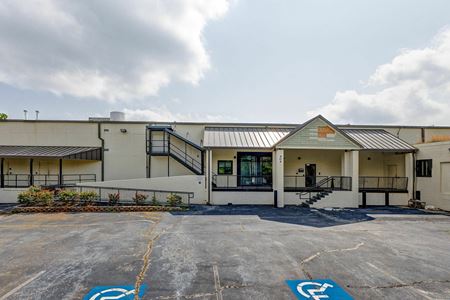 Photo of commercial space at 404 Hampton Ave in Pickens