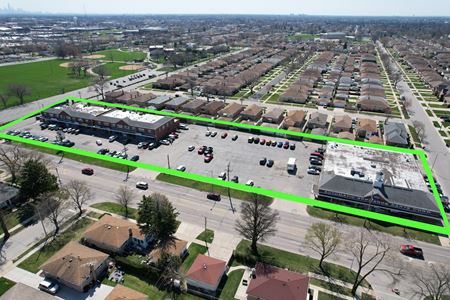 Photo of commercial space at 7701-7757 W Lawrence Ave in Norridge