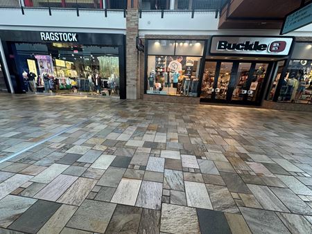 XX56     Space Photo Gallery 3