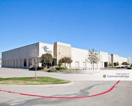 Photo of commercial space at 5912 Stone Creek Drive in The Colony