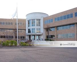 SouthGate Corporate Center - 445 South Street