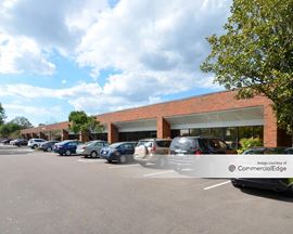 Beaumont Commerce Center - 5402-5421 Beaumont Center Blvd