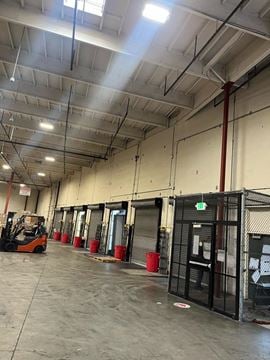 1597 - Brisbane Warehouse