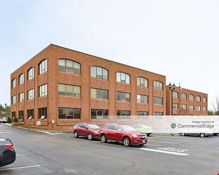 Office space for Rent at 30195 Chagrin Blvd in Cleveland