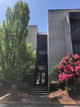Southcenter Professional Plaza