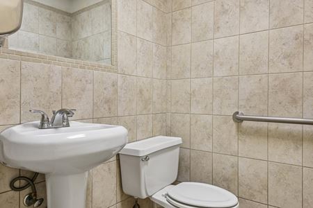 R06-LL1  Space Photo Gallery 9