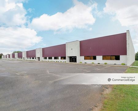 Photo of commercial space at 27195 Northline Road in Taylor