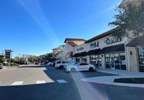 Dominion Oaks Shopping Center - San Antonio