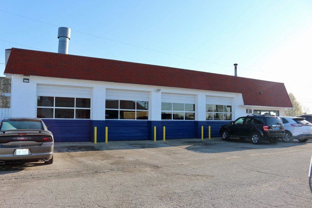 4-Bay Automotive Repair Facility