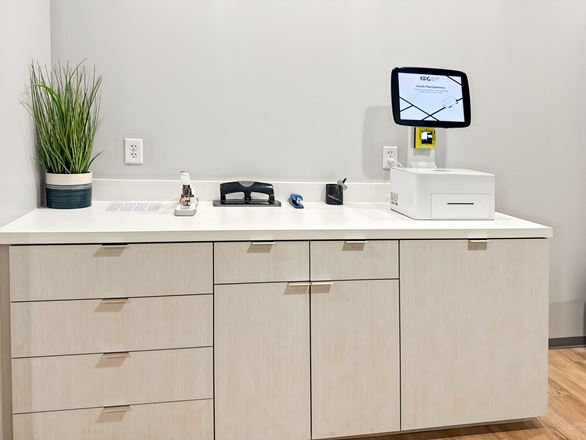 Regus - Sugarland - University Blvd