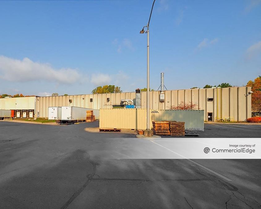 Albion Industrial Park - 926 Elliott Road