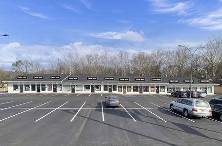 Retail space for Rent at 724 McFarland Boulevard in Northport