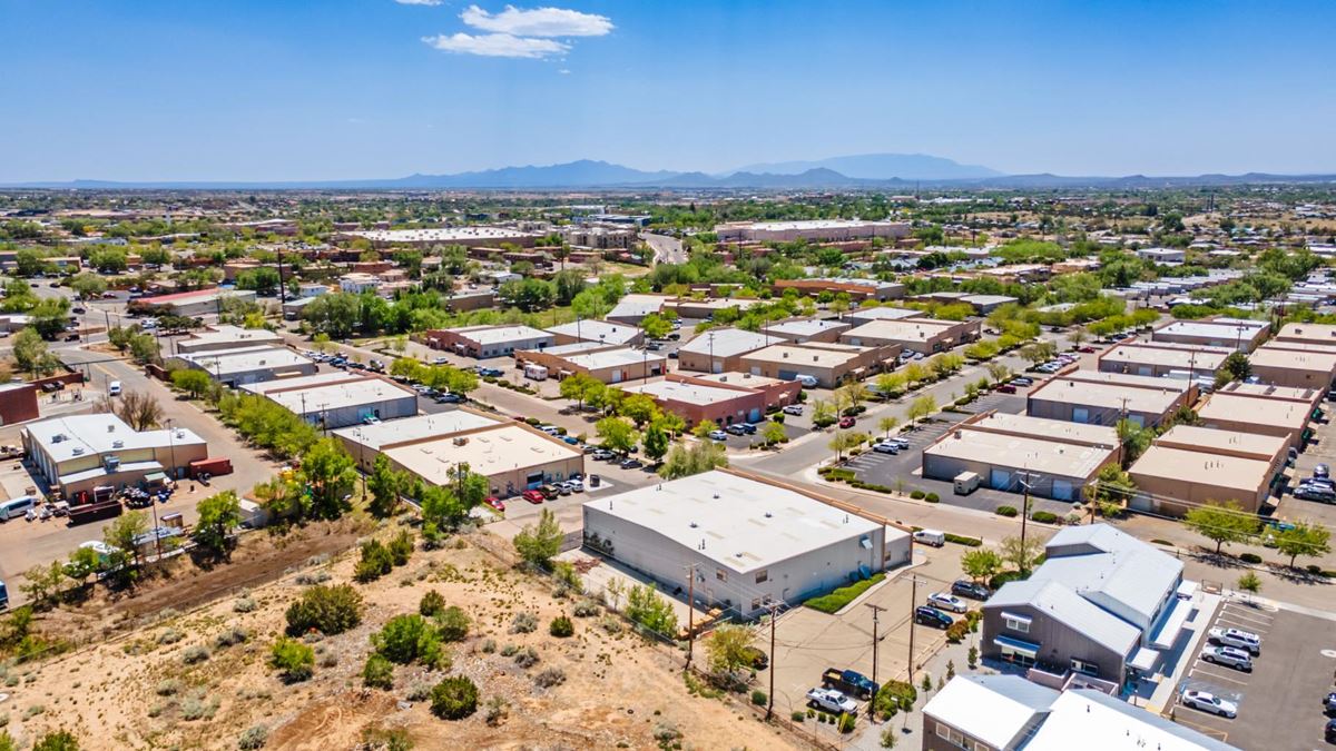 Net Leased Distribution Warehouse Investment