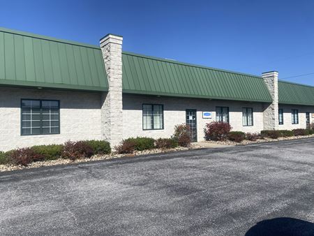 Industrial space for Rent at 5569 Carey Ave in Davenport