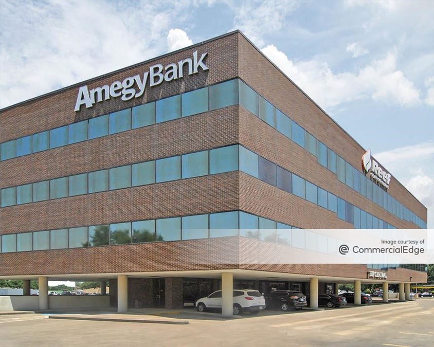 Richardson Office Building 1901 North Central Expwy, Richardson, TX