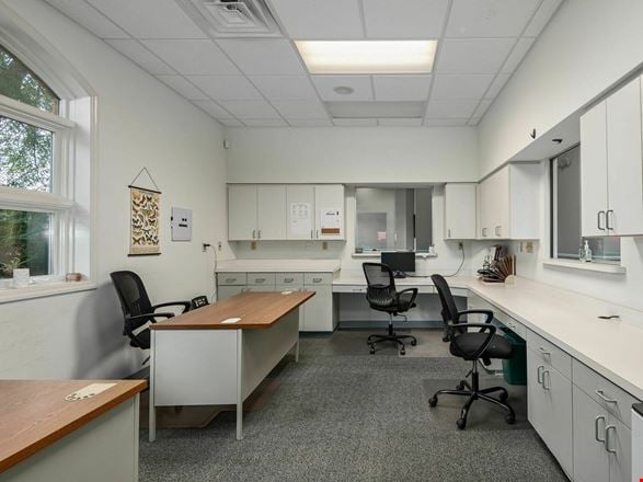 7 Walden Ridge Drive, Suite 200