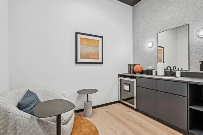 Industrious - Charlotte Uptown South