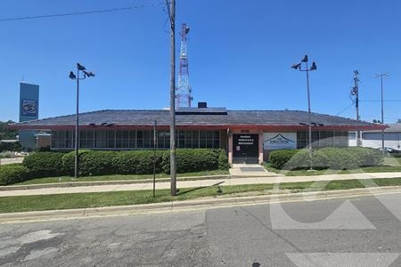 Retail space for Sale at 1844 S Westnedge Ave in Kalamazoo