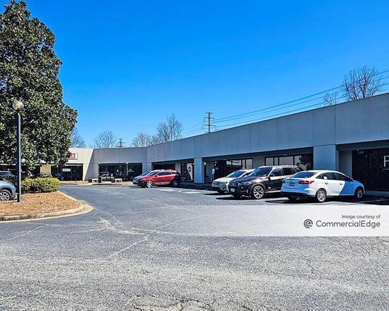 Woodlawn Commerce Center
