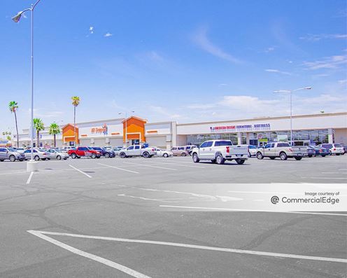 East Thomas Marketplace