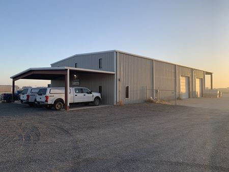 Two Drive-Through bay Shop on 2.5 Acres - Monahans