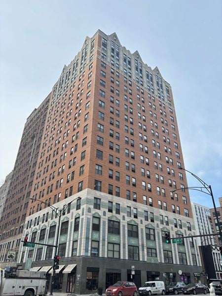 Office space for Rent at 1150 North State Street in Chicago