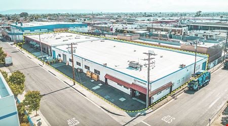 Industrial space for Sale at 14103-14109 Brighton Ave in Gardena