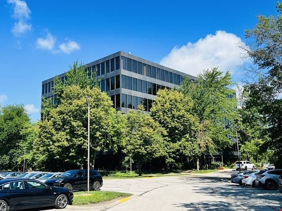 55 Corporate Woods