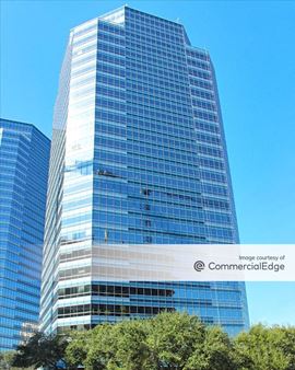 Four Oaks Place - Wells Fargo Tower