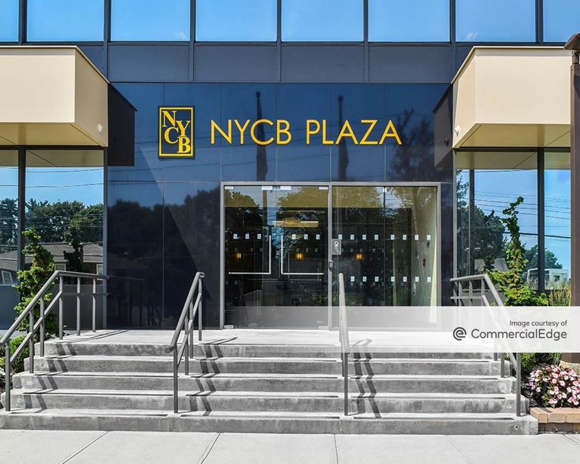 NYCB Plaza 102 Duffy Avenue 102 Duffy Avenue Office Building