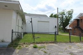 1102 Meeting St