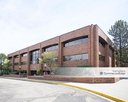 Academy Park Plaza