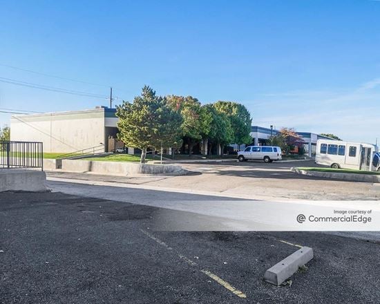 Lakeview Professional Center
