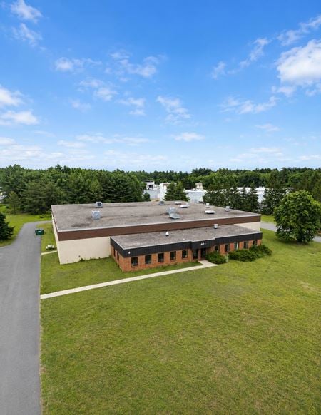 Industrial space for Sale at 4 Lomar Park Drive in Pepperell