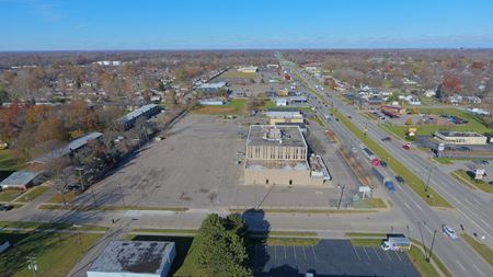 Commercial space for Rent at 8750 Telegraph Rd in Taylor