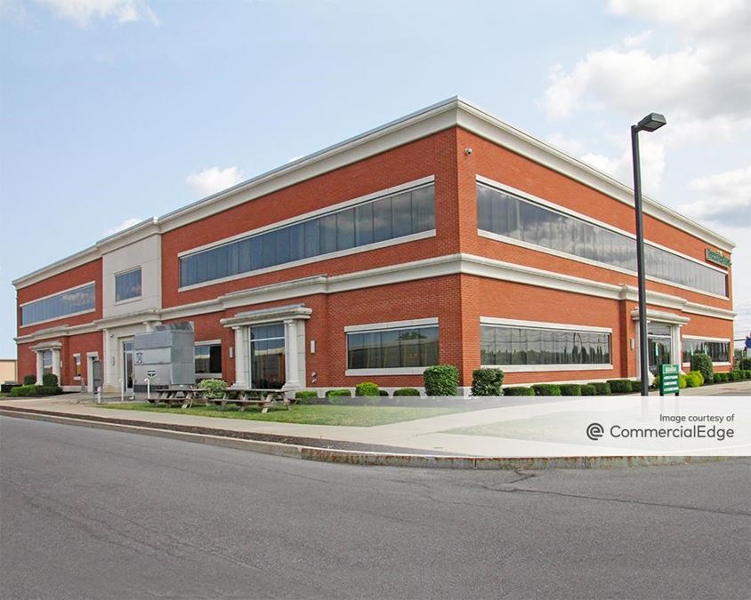 6611 Manlius Center Road, East Syracuse, NY Office Building