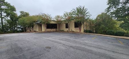 Office space for Rent at 517 Beacon Pkwy W in Birmingham