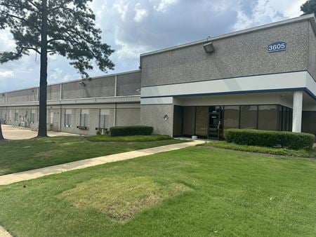 Industrial space for Rent at 3605 Knight Rd in Memphis