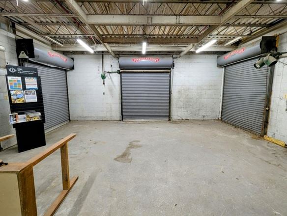 Randallstown Plaza - 3637-3695 Offutt Rd