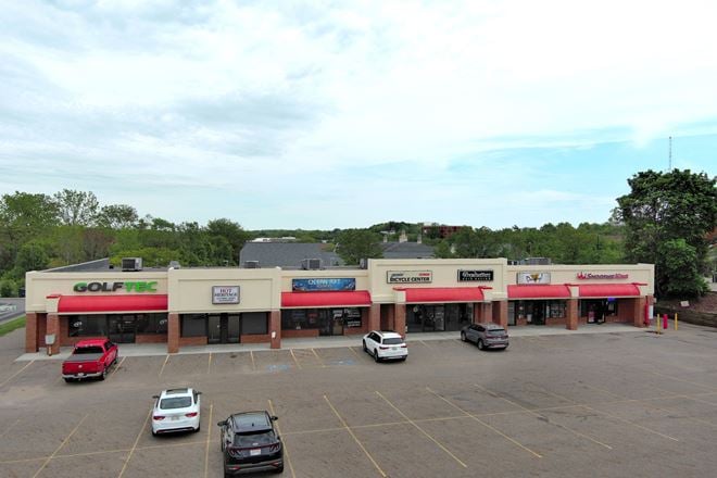 4930 Everhard Rd NW