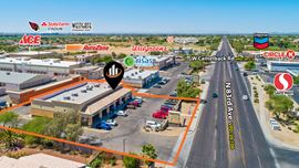 End-cap Available for Lease