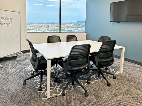 CA, Woodland Hills - Trillium Towers Center