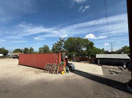4621 N Vasquez Blvd