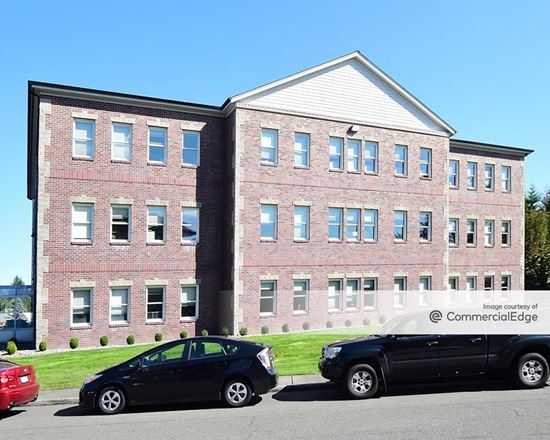 2420 & 2424 Bristol Court SW