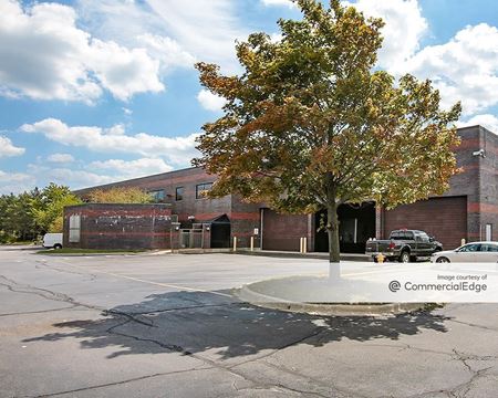 Industrial space for Rent at 300 Lakeview Pkwy in Vernon Hills